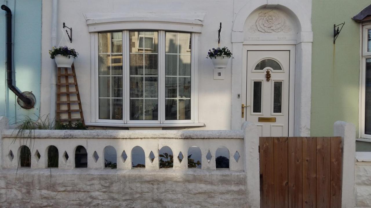 White Rose Cottage Γουέστον Σούπερ Μερ Εξωτερικό φωτογραφία
